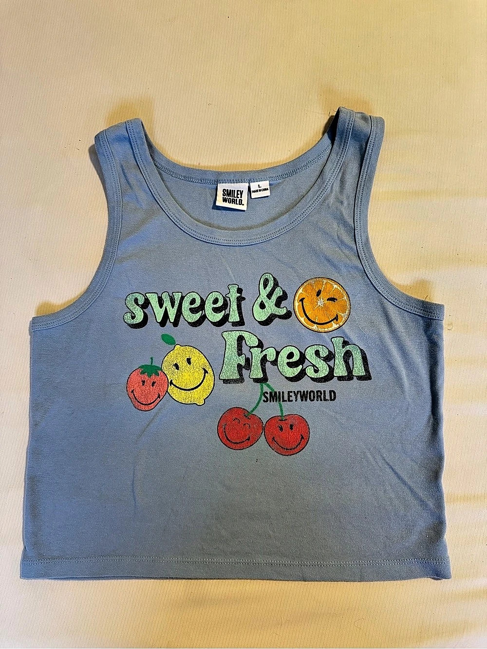 Smiley World Graphic Tank Top in Blue Size Large Like New
